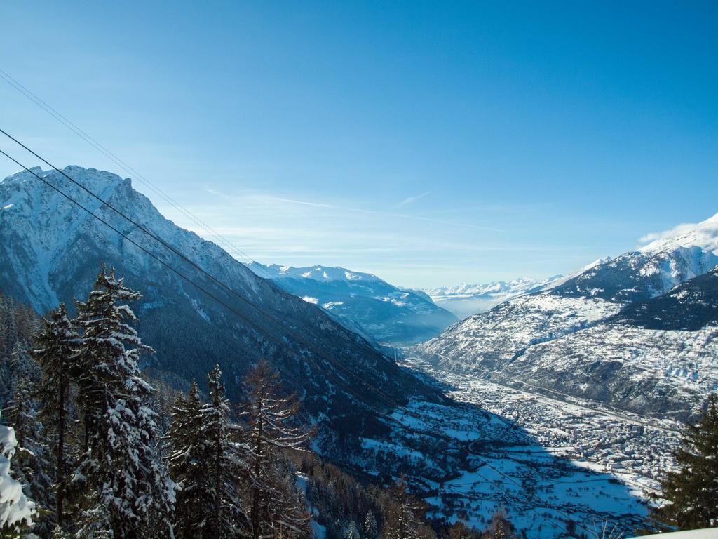 Chalet Skilift Rosswald Buitenkant foto