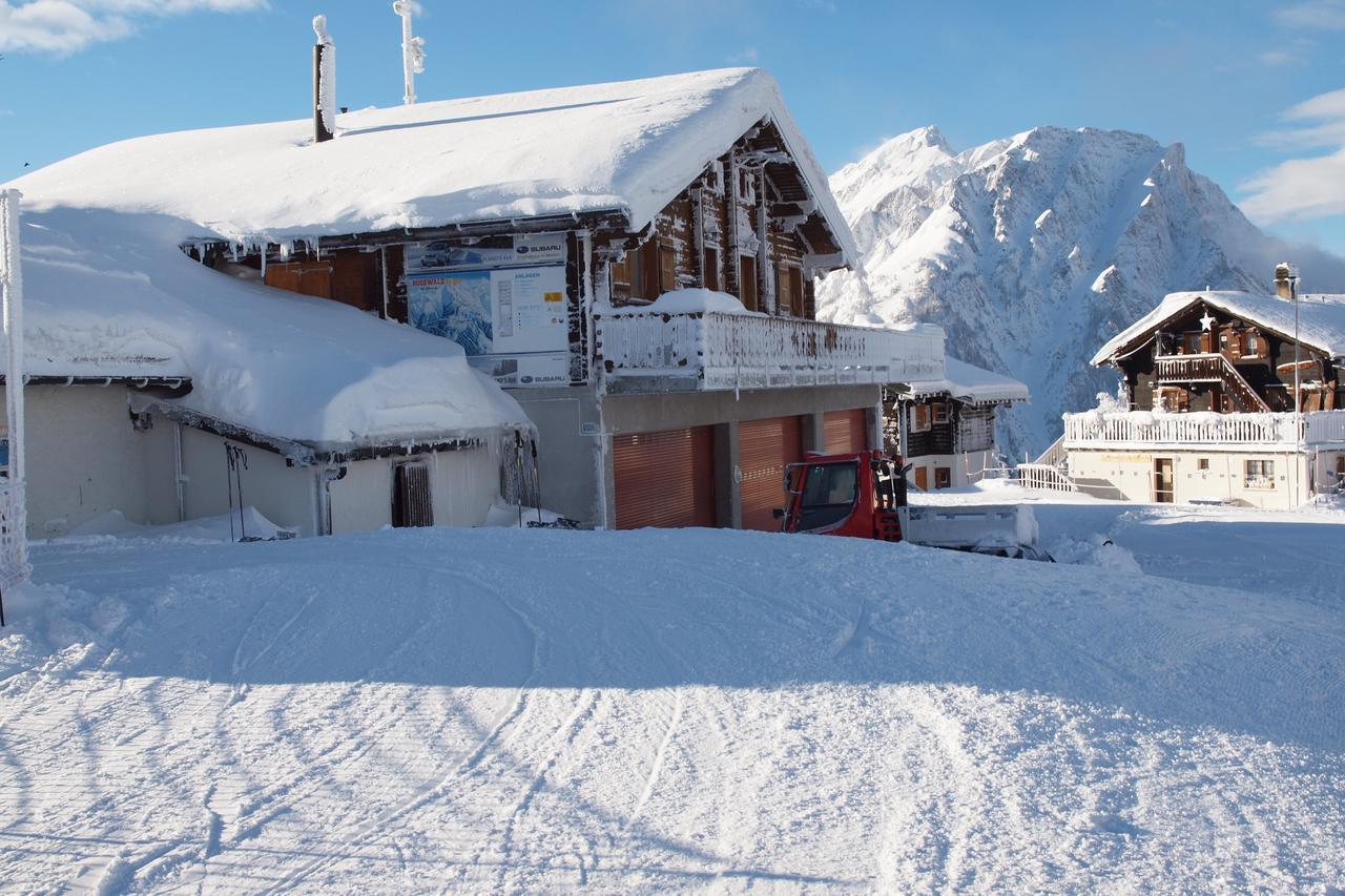 Chalet Skilift Rosswald Buitenkant foto